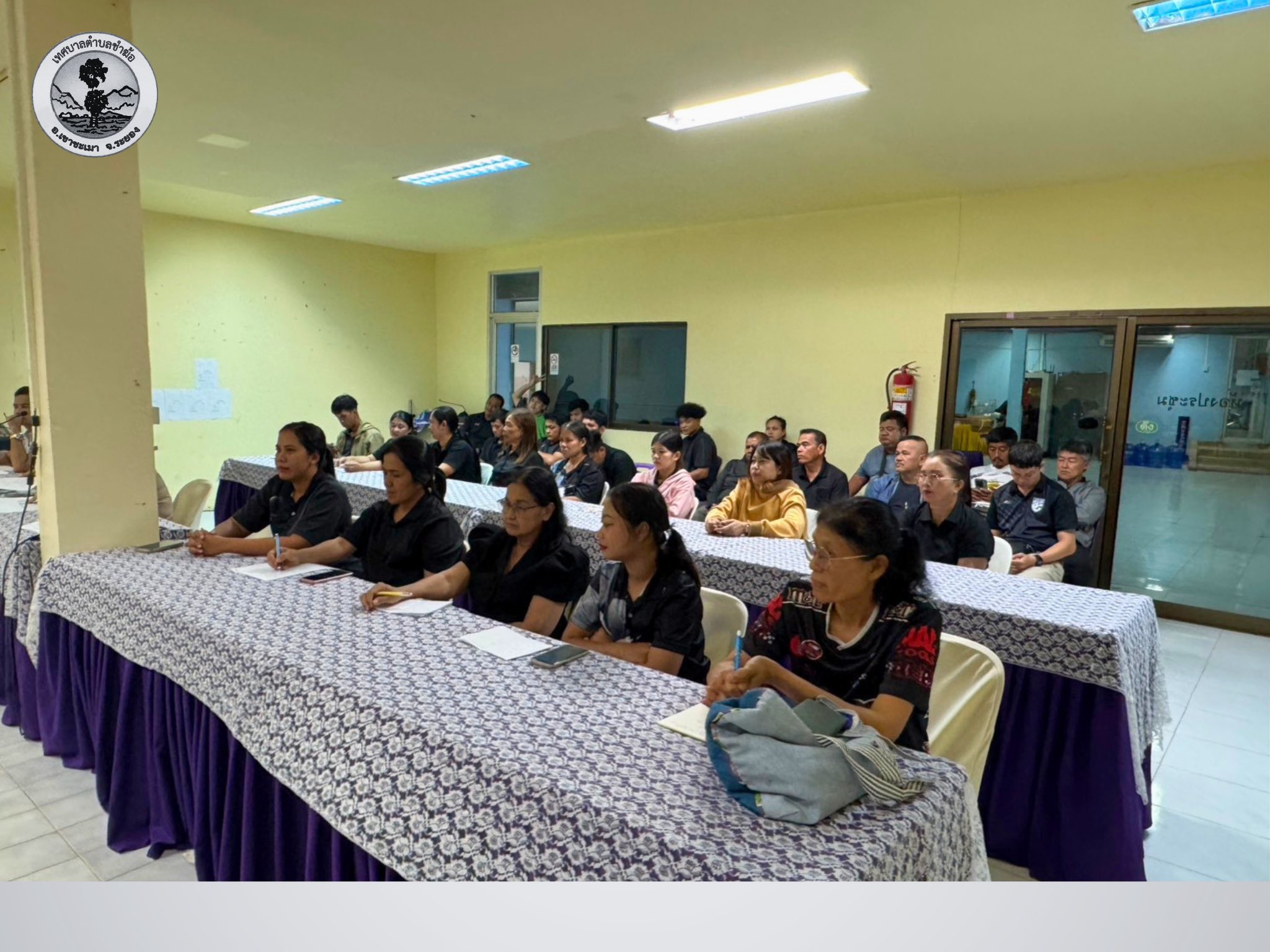 ประชุมเตรียมความพร้อมโครงการเทศกาลผลไม้และของดีอำเภอเขาชะเมา “ เปิดเขาเล่าเรื่อง เมืองชะเมา ครั้งที่ ๑๖ ประจำปี พ.ศ. ๒๕๖๙